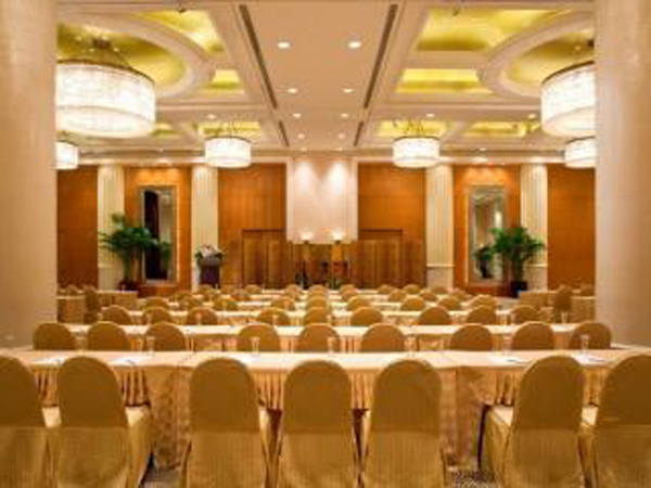 New World Shanghai Hotel